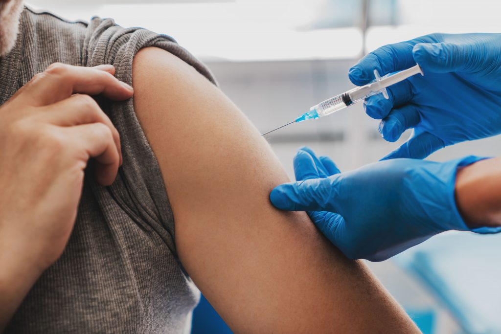El esquema de vacunación contra el dengue