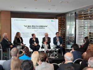 Encuentro Tabaquismo de Somos Innovación y la Fundación Internacional Bases