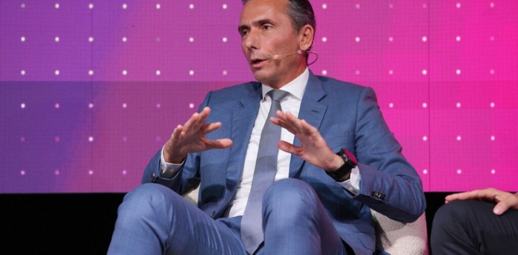 Christos Harpantidis de Philip Morris