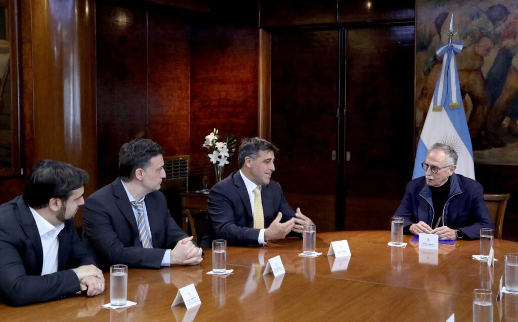 la serenisima y lugones en salud